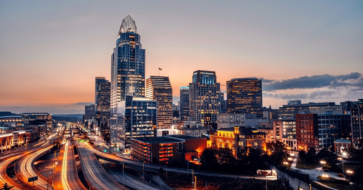 Cincinnati, Ohio skyline at sunset