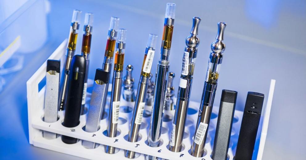 elf bar vape uk Nicotine Free Vape main image 1