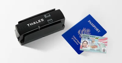 Image of the CR100 passport reader