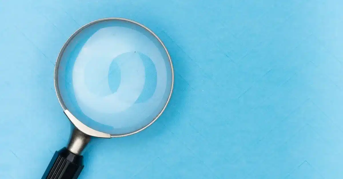 Visually catching a fake ID